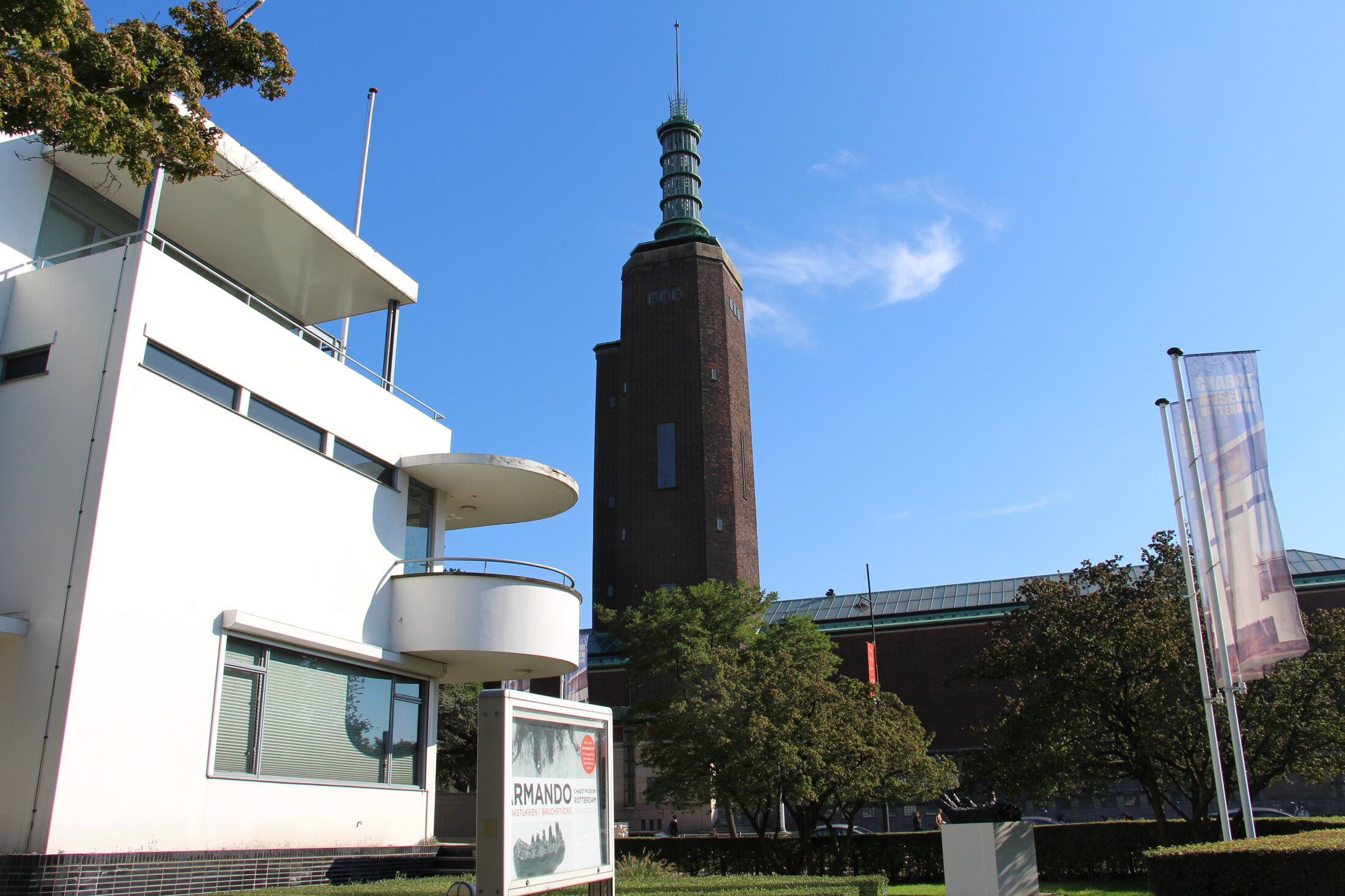 The white Chabot Museum villa with Museum Boijmans Van Beuningen behind it in Rotterdam's Museumpark.